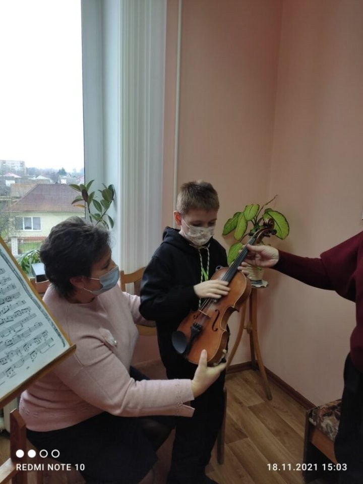 «В мире насчитывалось только 30 человек с такой мутацией»: у Матвея из Дрогичина очень редкая болезнь