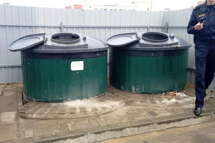 В Бресте горел подземный мусорный контейнер