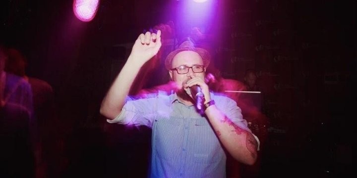 Завершить ремонт, устроить фотосессию и подарить себе миксер – на что белорусы тратятся к Новому году