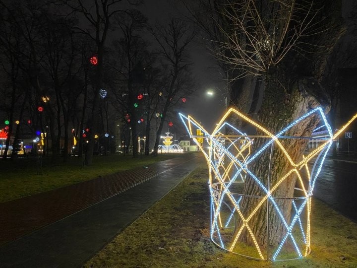 Как в Бресте будет работать праздничная новогодняя иллюминация