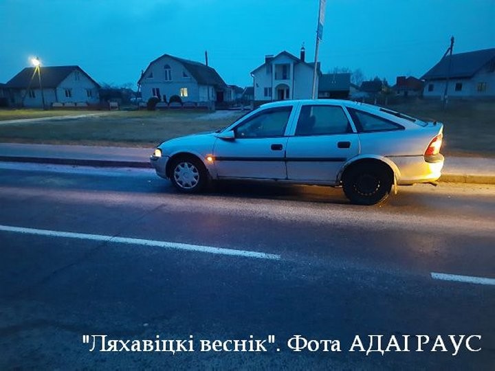 Бесправник сбил женщину на пешеходном переходе в Ляховичах