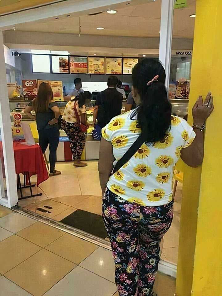 Реальность глючит? На фото показали доказательства