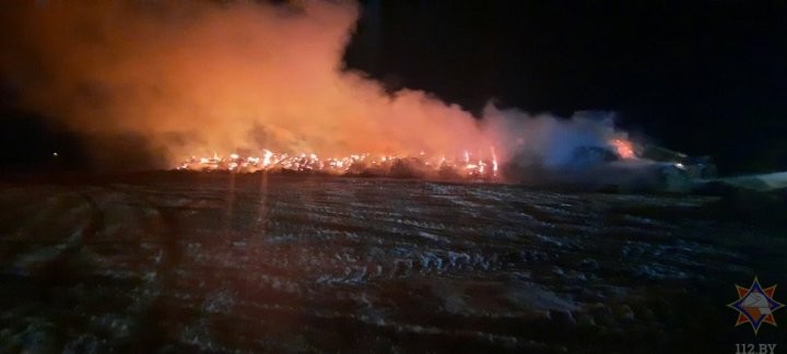 Пожар уничтожил 50 т соломы в Каменецком районе