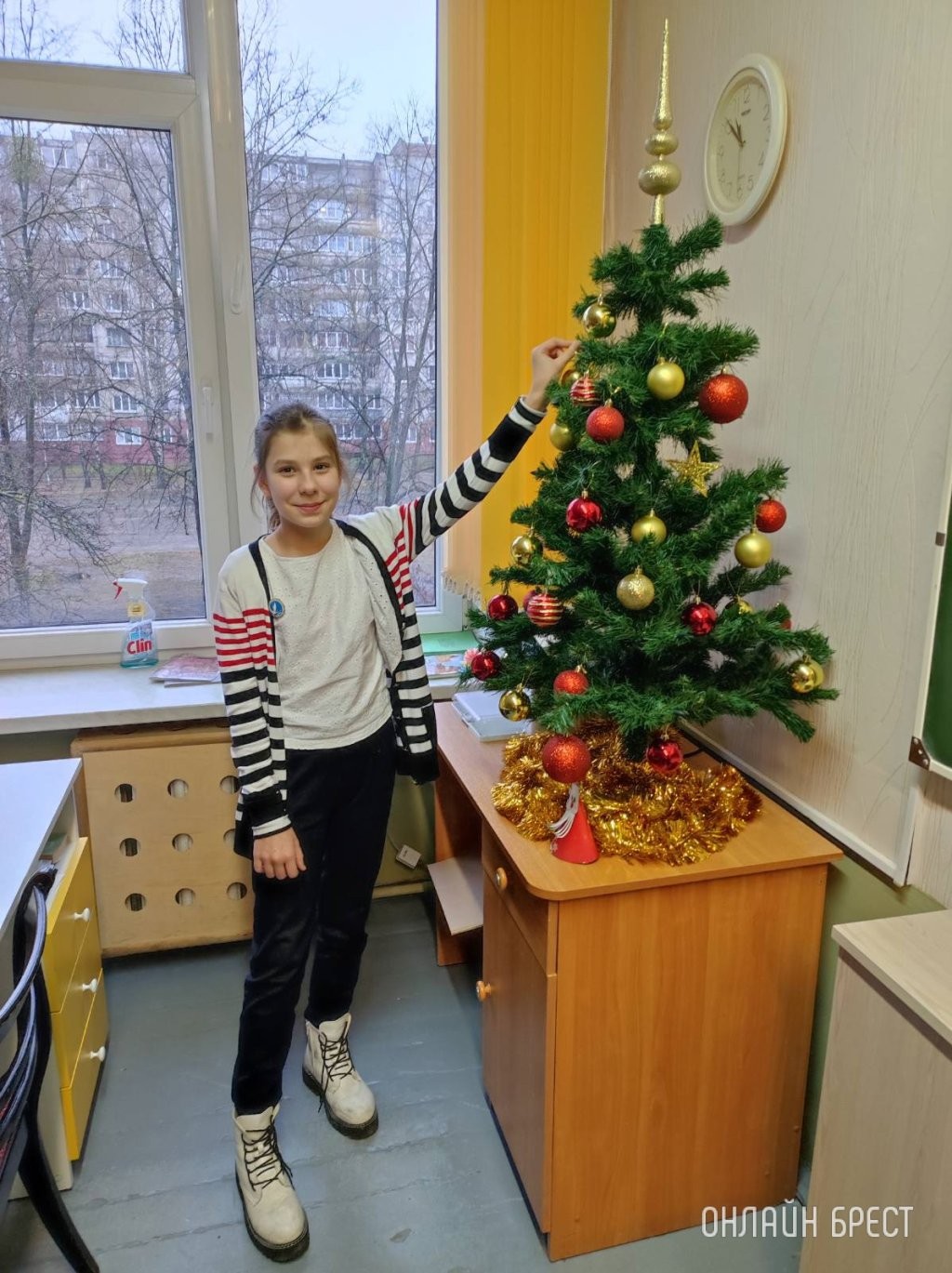 Создание новогодней атмосферы в ГУО «Гимназия №4 г. Бреста»