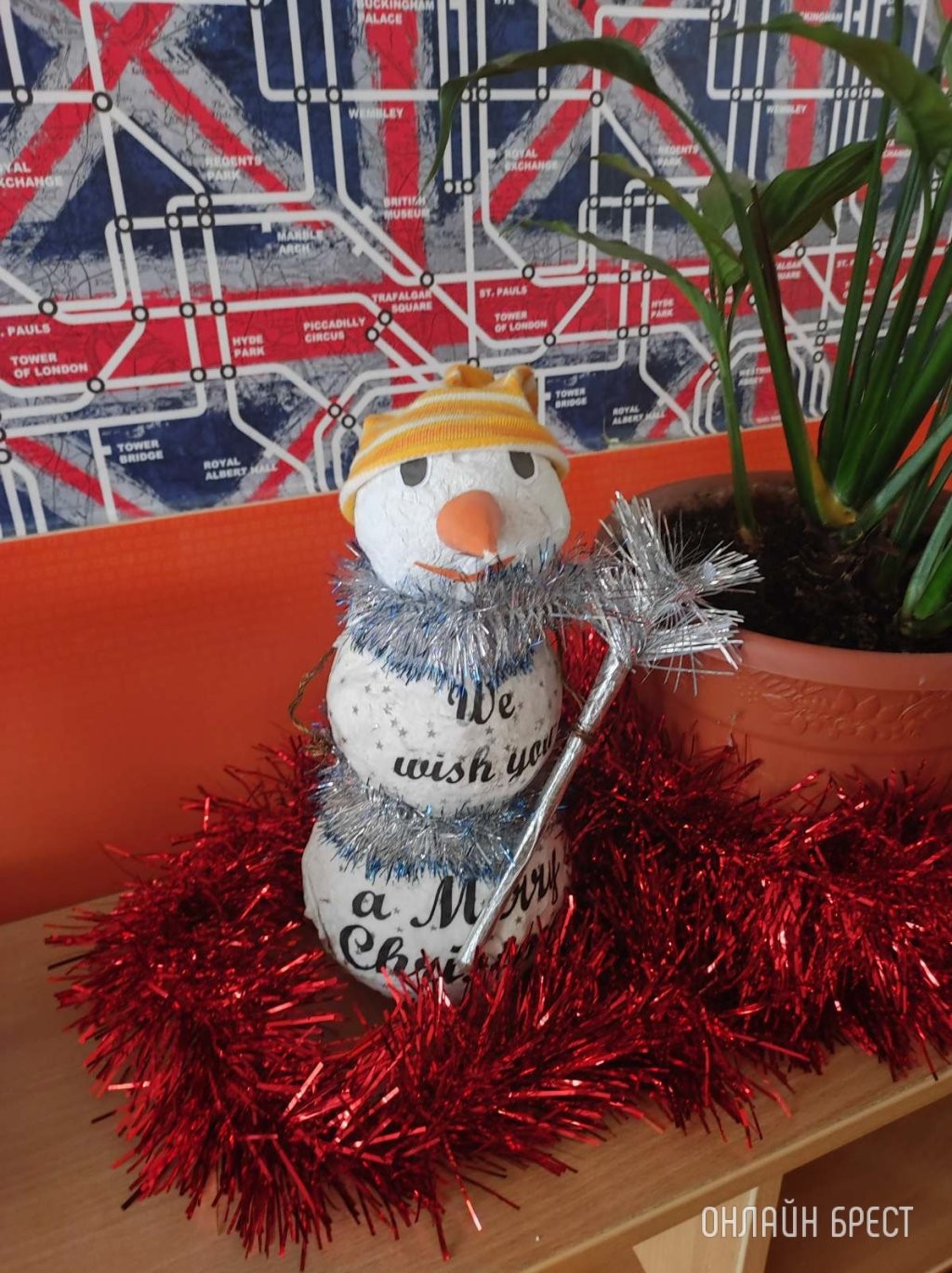 Создание новогодней атмосферы в ГУО «Гимназия №4 г. Бреста»