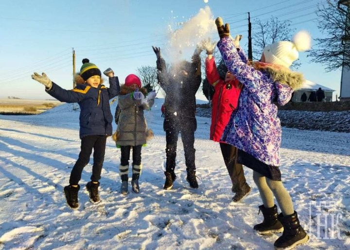 Смотрите, как в Каменце дети рады зиме