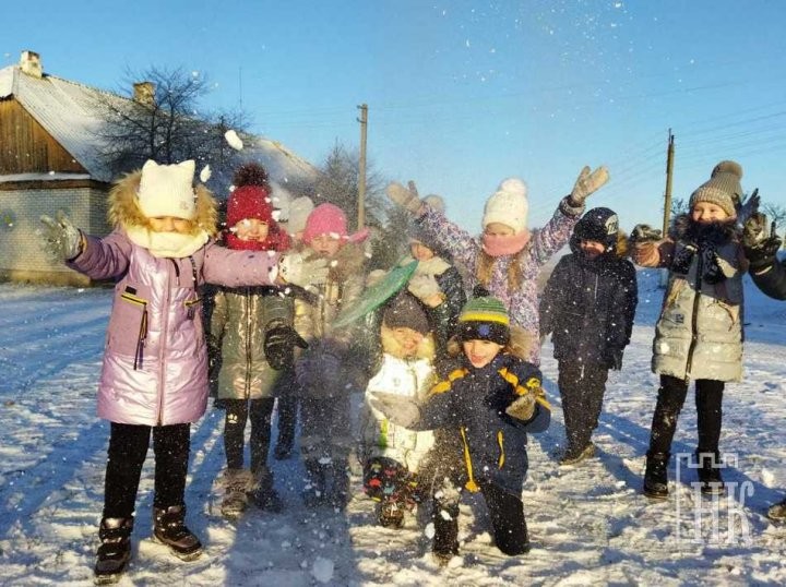 Смотрите, как в Каменце дети рады зиме