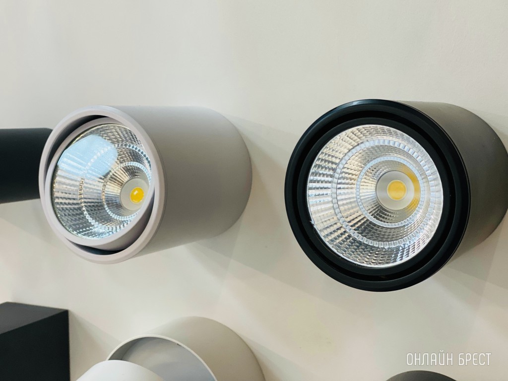 Безупречные дизайнерские люстры и светильники в магазине «Яркий». Домашняя примерка в Бресте