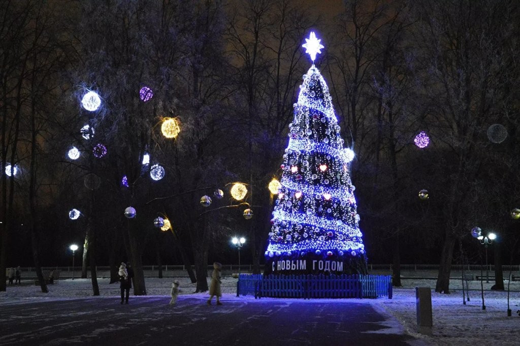 Новогодний Брест в фотографиях: как выглядит город перед праздниками