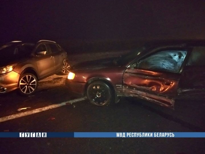 В Ивацевичском районе легковушка столкнулась с большегрузом, погибли 2 человека