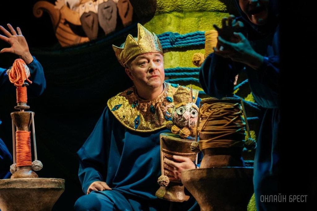 В Брестском театре кукол прошло новогоднее представление для детей Российских соотечественников проживающих в Республике Беларусь