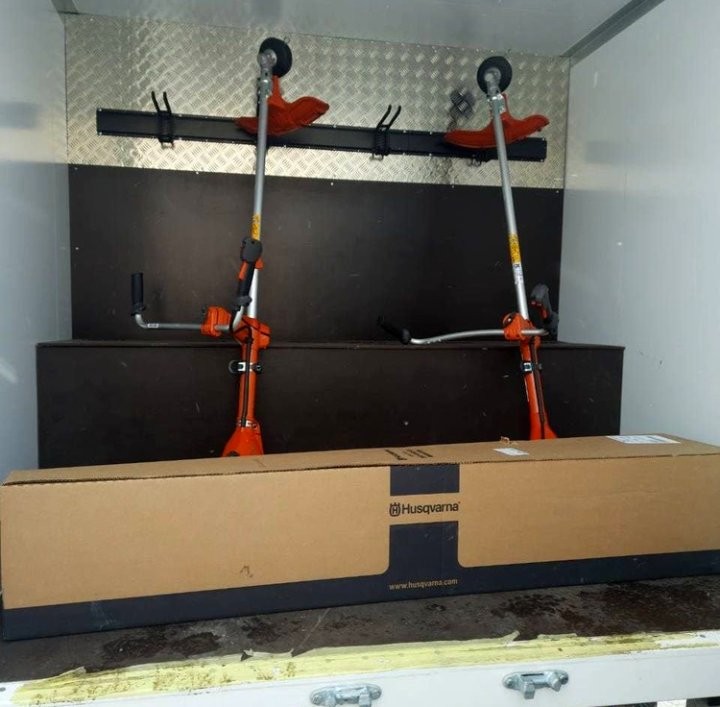 Брестские коммунальники получили подарки к Новому году