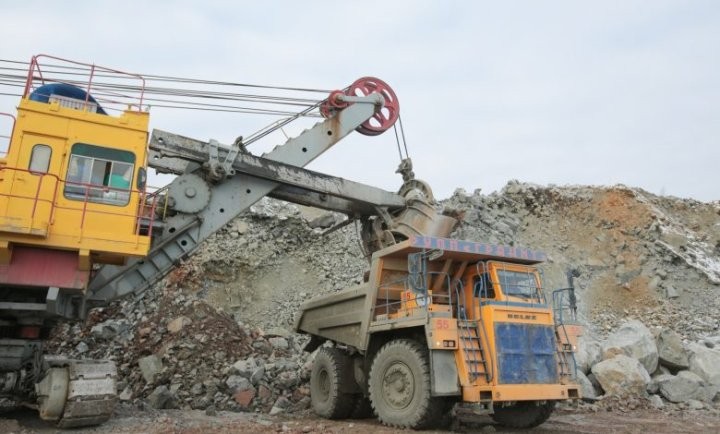 В Брестской области на «Граните» провели конкурс профмастерства среди экскаваторщиков. Их навыки впечатляют