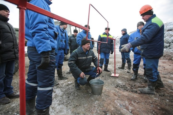В Брестской области на «Граните» провели конкурс профмастерства среди экскаваторщиков. Их навыки впечатляют