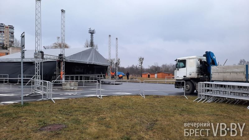 Брест готовится к фестивалю «Берестейские сани»