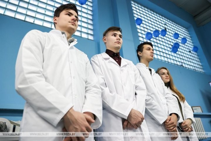 В одном из брестских вузов открыли лабораторию идентификации и промышленной робототехники