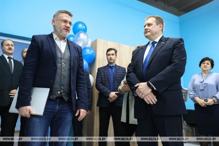 В одном из брестских вузов открыли лабораторию идентификации и промышленной робототехники