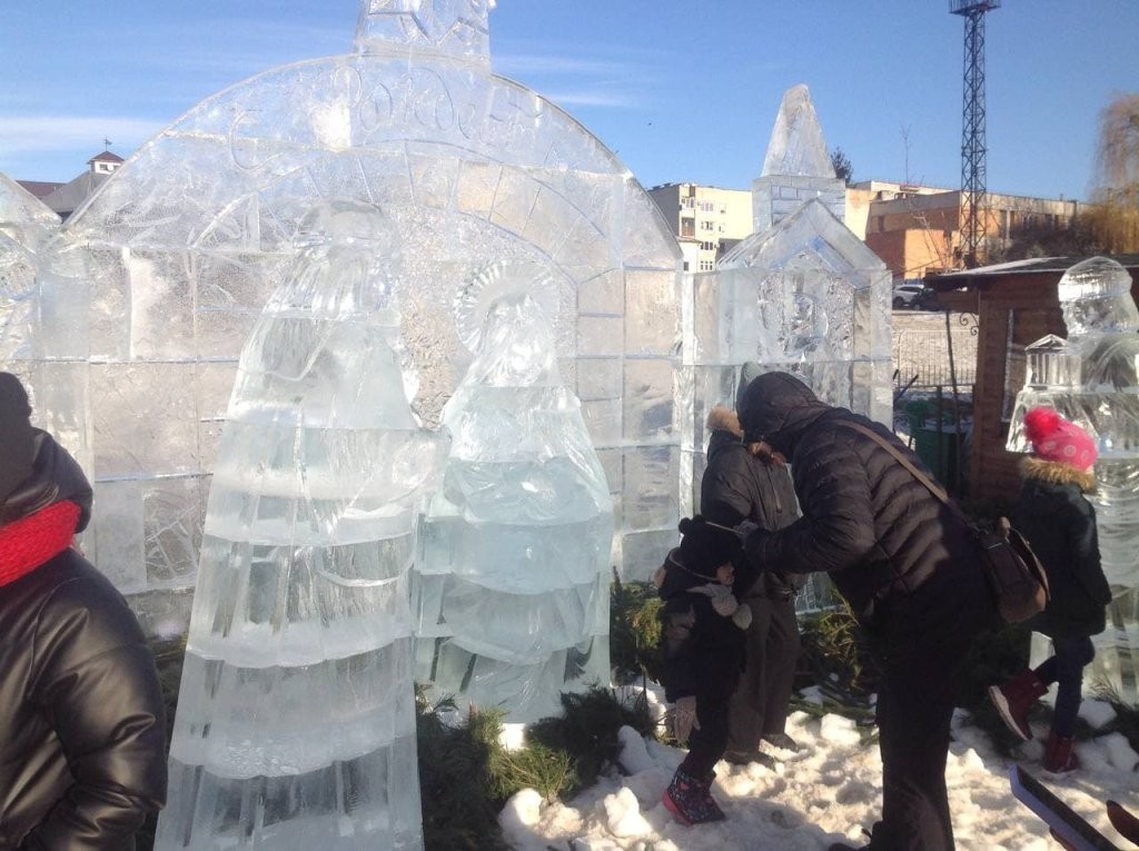 Первый день фестиваля-ярмарки «Берестейские сани» проходит на Набережной