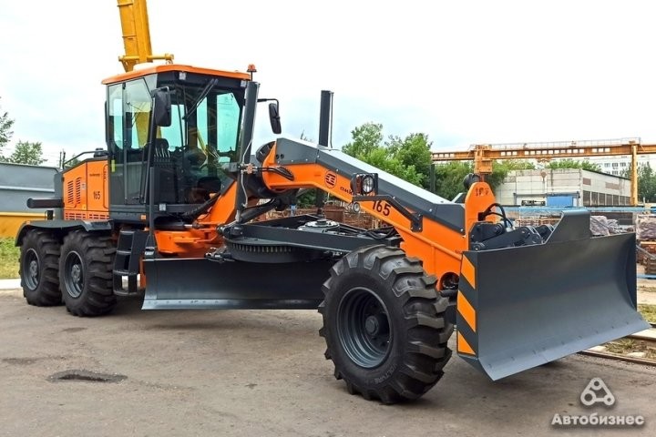 У дорожников Пинского района новая техника