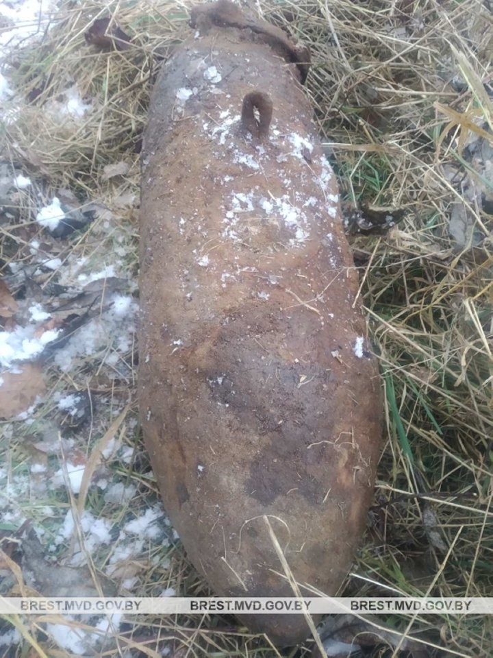 В Кобринском районе обнаружена авиабомба времен Великой Отечественной войны