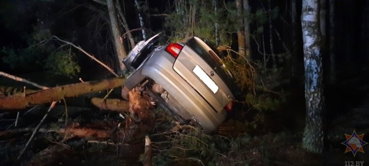 ДТП в Каменецком районе: спасатели деблокировали девушку-водителя
