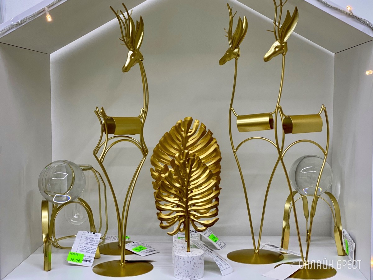 Новый салон мебели «АksHome» открылся в ТЦ «Корона» на Машерова. Выбор кухонных столов, стульев и кресел удивляет!