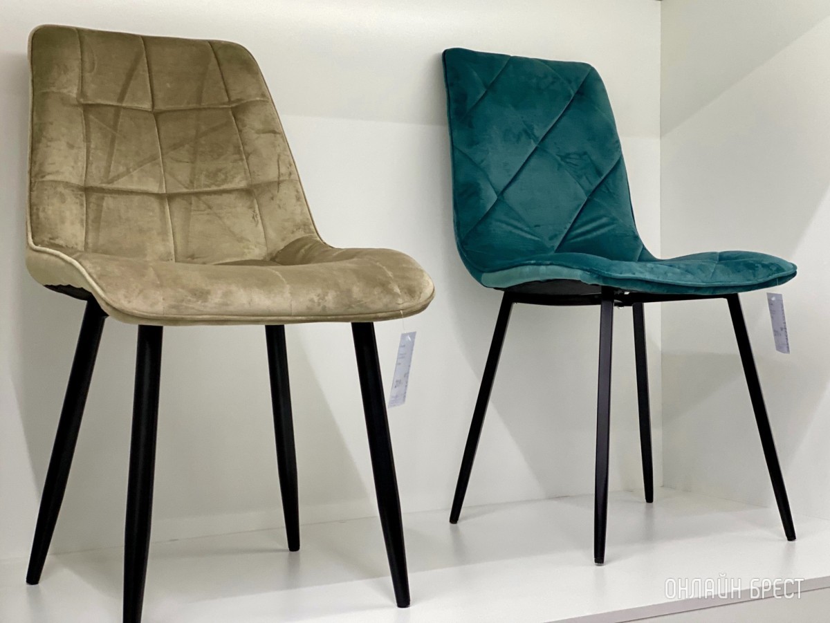 Новый салон мебели «АksHome» открылся в ТЦ «Корона» на Машерова. Выбор кухонных столов, стульев и кресел удивляет!