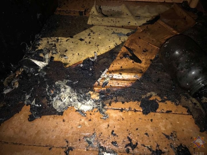 В Ивацевичском районе работники МЧС спасли на пожаре двух человек, еще один стал жертвой огня