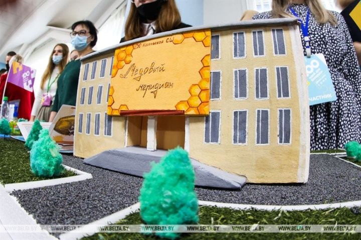 Лучшие молодежные проекты представили на региональном конкурсе «100 идей для Беларуси» в Бресте