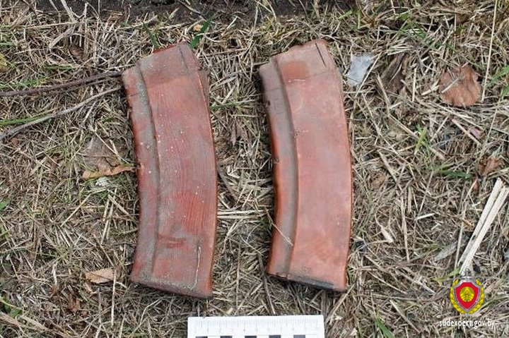 Белорус купил дом и нашел схрон с оружием. Там была даже рабочая винтовка 1940 года