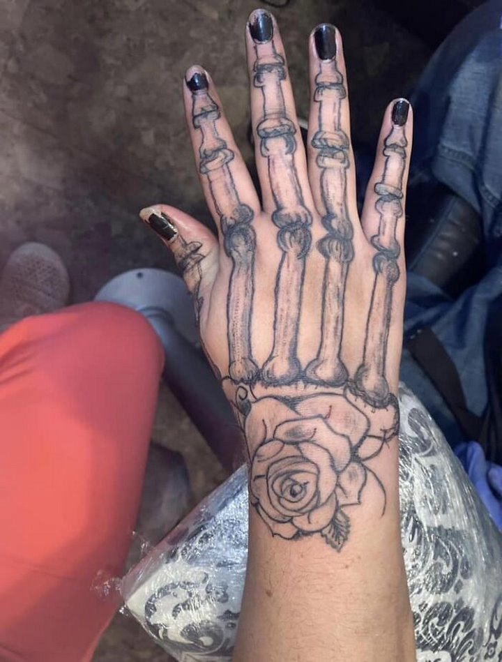 На фото показали тату, за которые стыдно (но не их владельцам)