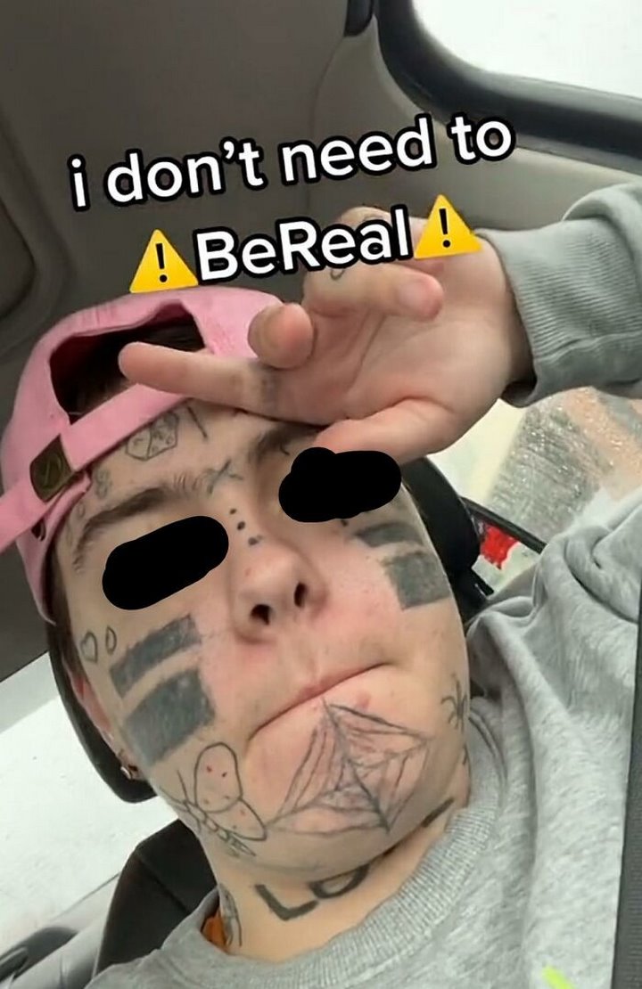 На фото показали тату, за которые стыдно (но не их владельцам)