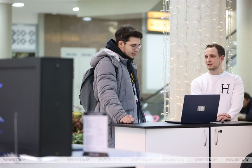 В «Столице» открылся первый магазин белорусских ноутбуков. Почем там продают технику?