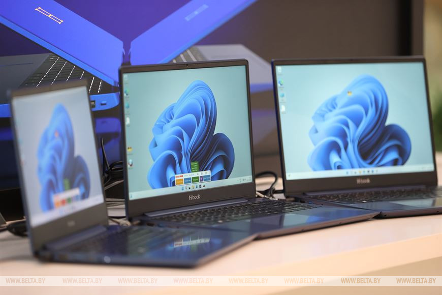 В «Столице» открылся первый магазин белорусских ноутбуков. Почем там продают технику?