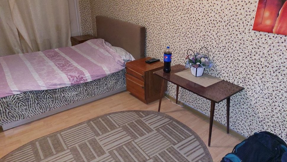 «Дала 15 рублей на пакеты для мусора и ершик». Парень снял «чистую и аккуратную» квартиру на сутки