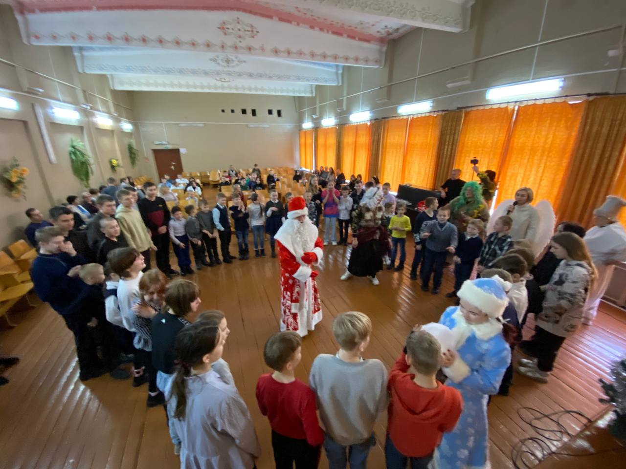 Волонтеры ПСО «Ангел» (Брестский регион) с благотворительной миссией посетили детей Молчадской школы-интерната. Как это было?