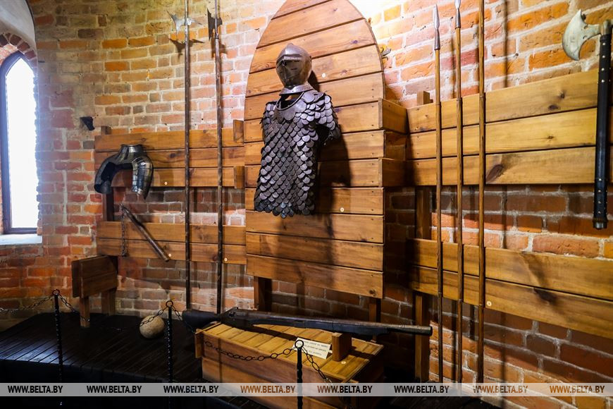 Каменецкая вежа - уникальный памятник архитектуры XIII века