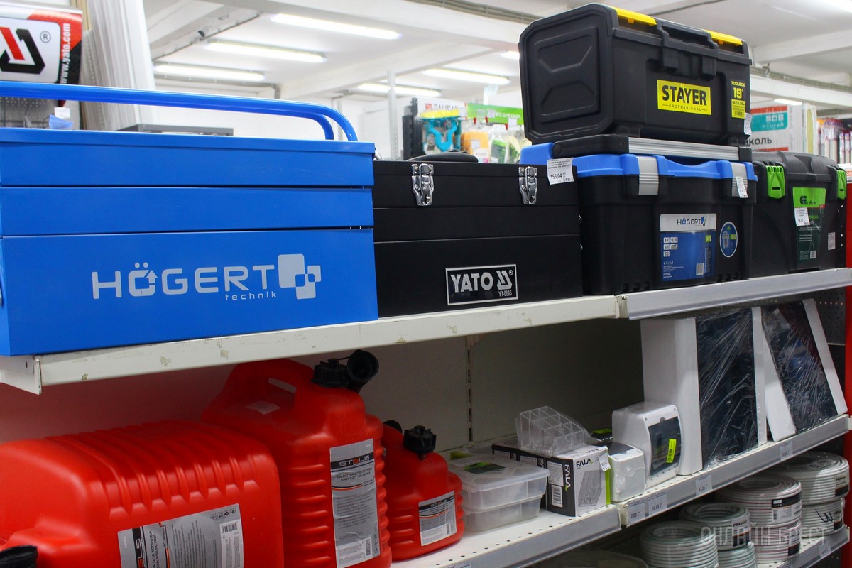 Мужу, отцу, дедушке, брату. Выбирайте нужные подарки для настоящих мужчин в строительных магазинах «АмайзТрейд» в Бресте