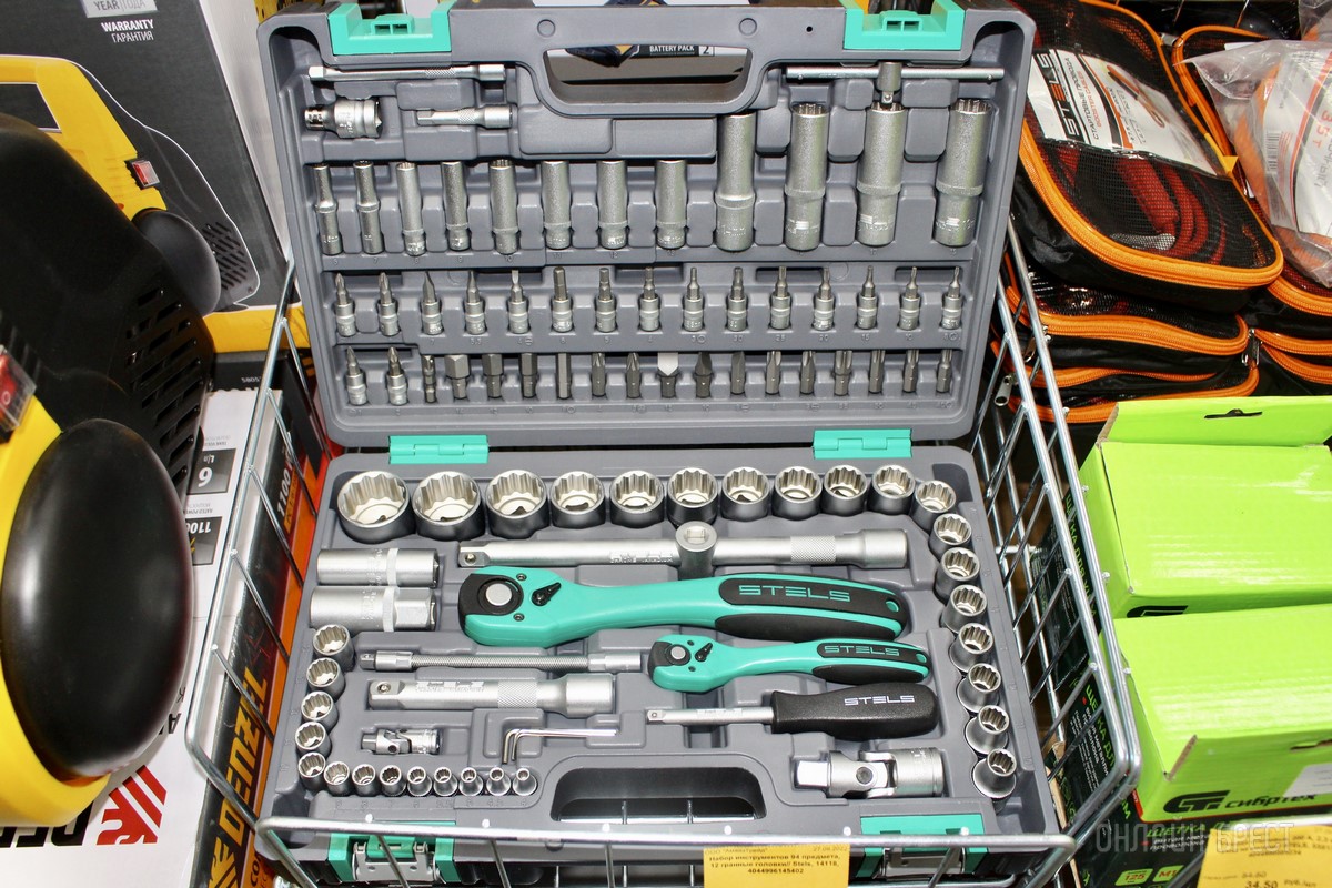 Мужу, отцу, дедушке, брату. Выбирайте нужные подарки для настоящих мужчин в строительных магазинах «АмайзТрейд» в Бресте