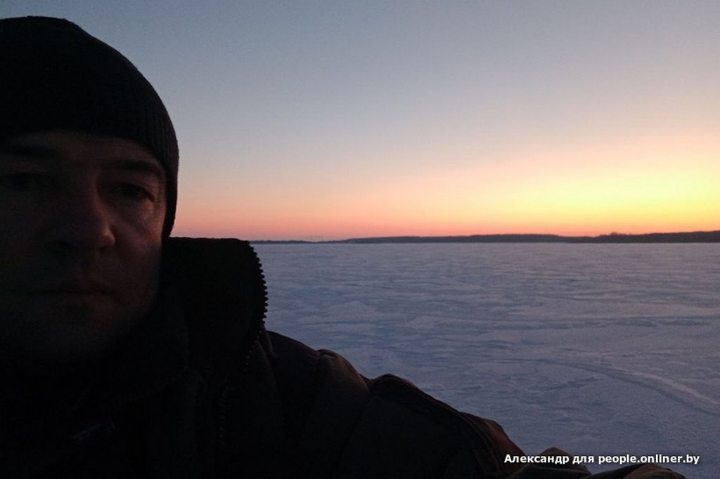 «Два часа шел 300 метров». История рыбака, которому снег отрезал дорогу домой