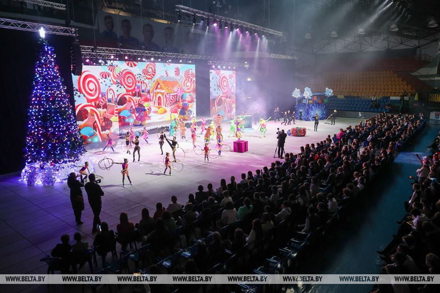 В Бресте проходит губернаторская елка