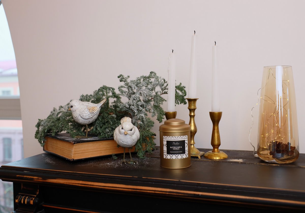 Создавайте новогодний уют со скидками на мебель и декор от AksHome!