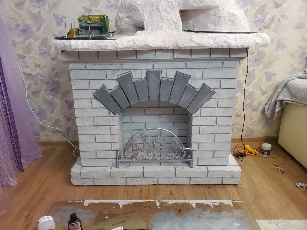 Эта квартира украшена лучше, чем некоторые ТЦ. Посмотрите, какую красоту белоруска создала своими руками