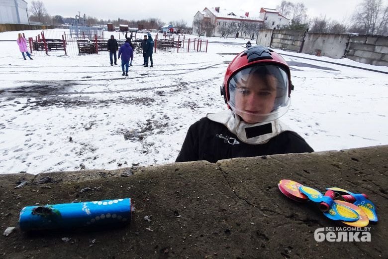 В Беларуси спасатели взорвали 10 петард не по правилам