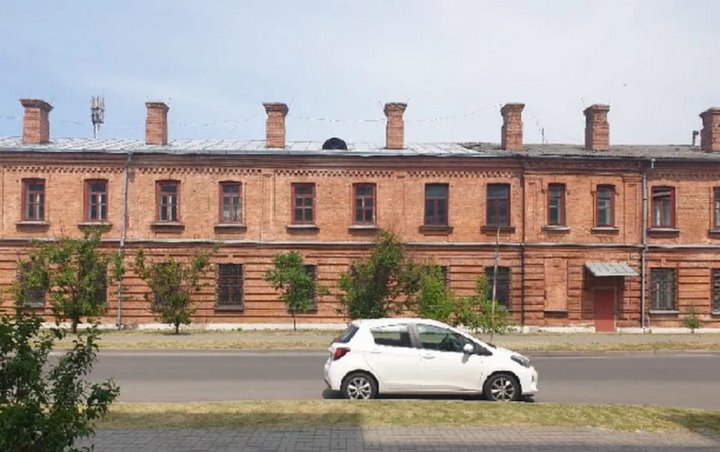 Скидка 80%: казармы Брестской крепости вновь выставят на торги