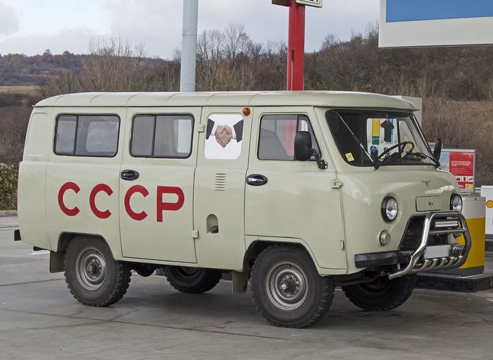 «Жили небогато, но доверия и радости общения между людьми было больше». Каким брестчанин запомнил Советский Союз?