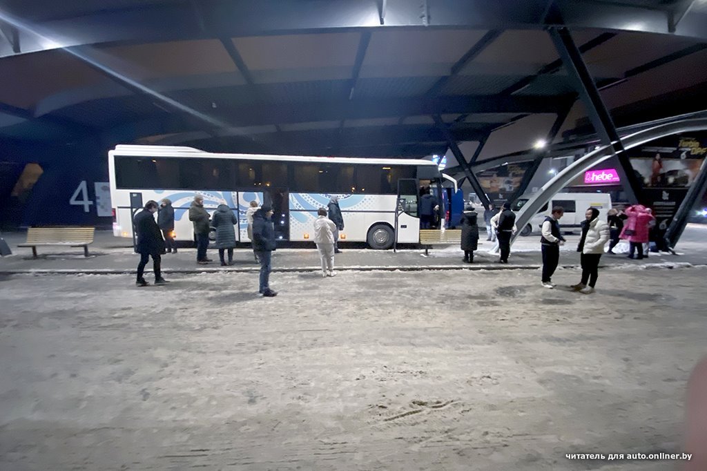 «Два дня жизни впустую». Белорус рассказал о своей худшей автобусной поездке из Варшавы в Минск