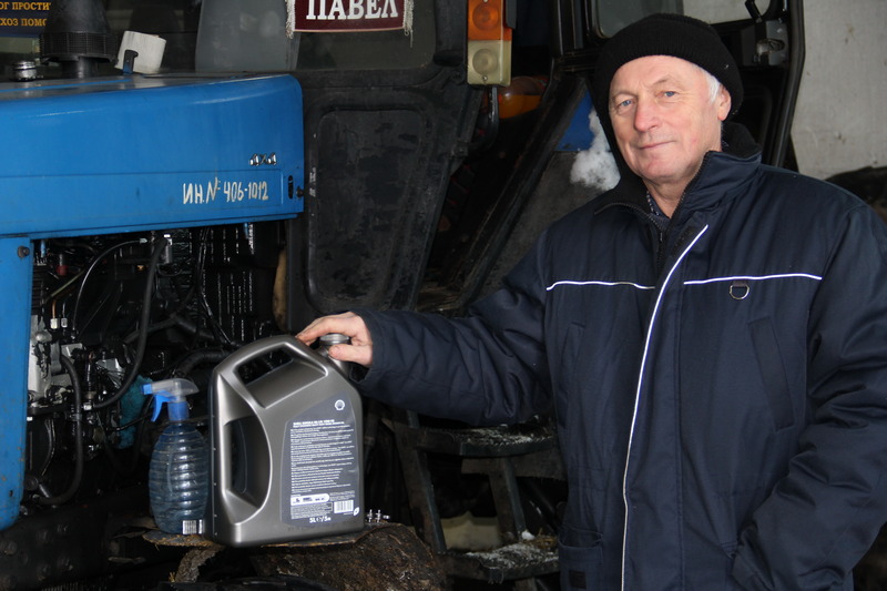 Водителя из Каменецкого района не раз пытались соблазнить работой в городе. Почему?