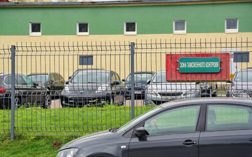 Белорус сам себе выписал удостоверение льготника и даже воспользовался им