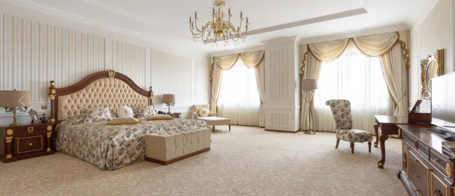 Пожить королями: сколько стоят люксы в крутых белорусских гостиницах